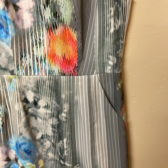 Nanette Lepore Abstract Floral Watercolor Sheath Dress 8 - Picture 5 of 6